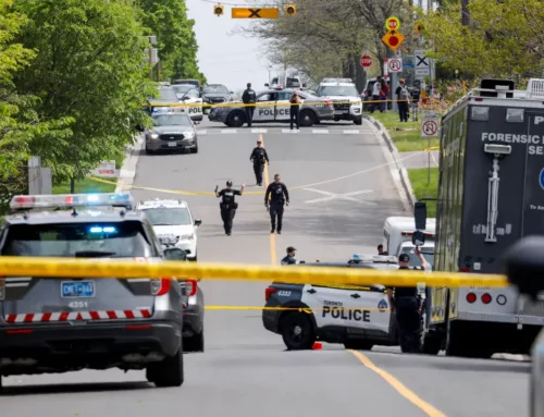 Toronto police fatally shoot man reportedly seen carrying rifle near schools in Scarborough